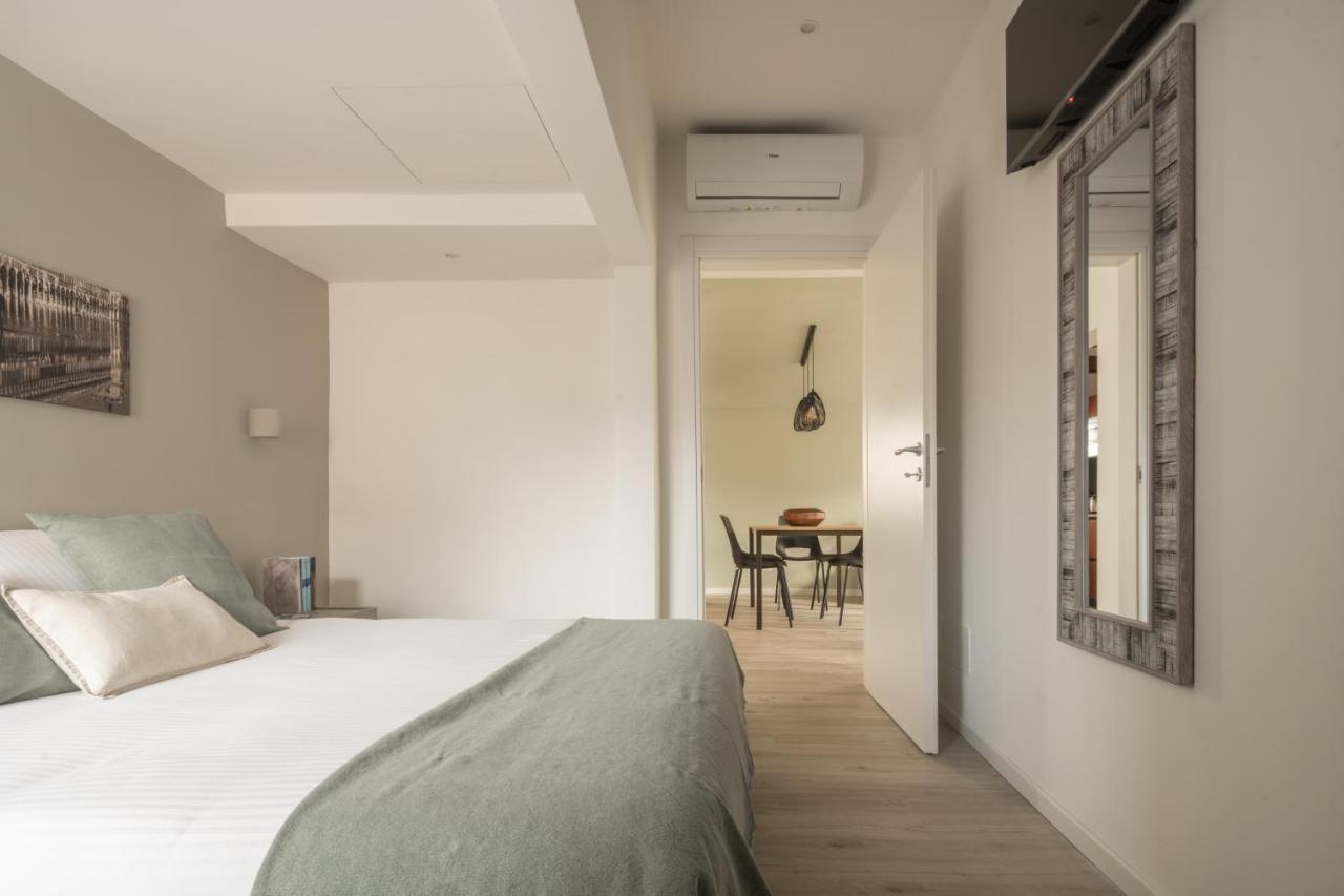Sant'Aponal Cozy Apartment With Balcony R&R Venedik Dış mekan fotoğraf